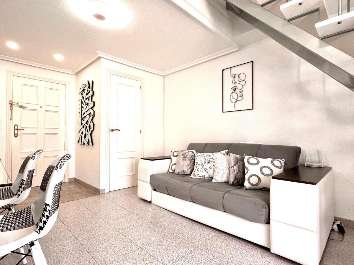 Holiday Penthouse Jardin Torrevieja Bagian luar foto