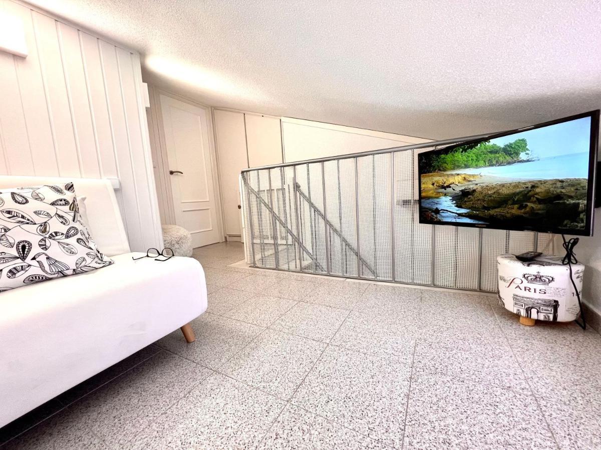 Holiday Penthouse Jardin Torrevieja Bagian luar foto