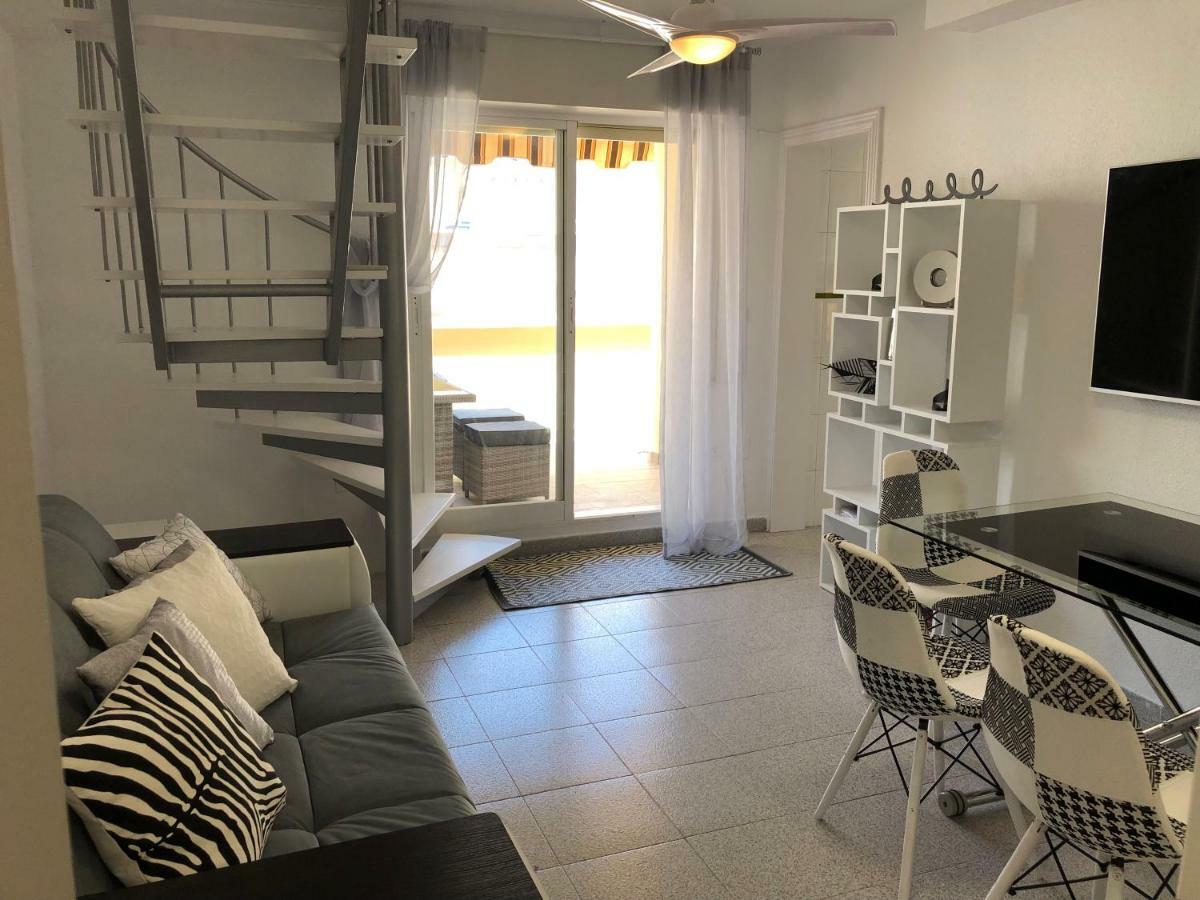 Holiday Penthouse Jardin Torrevieja Bagian luar foto