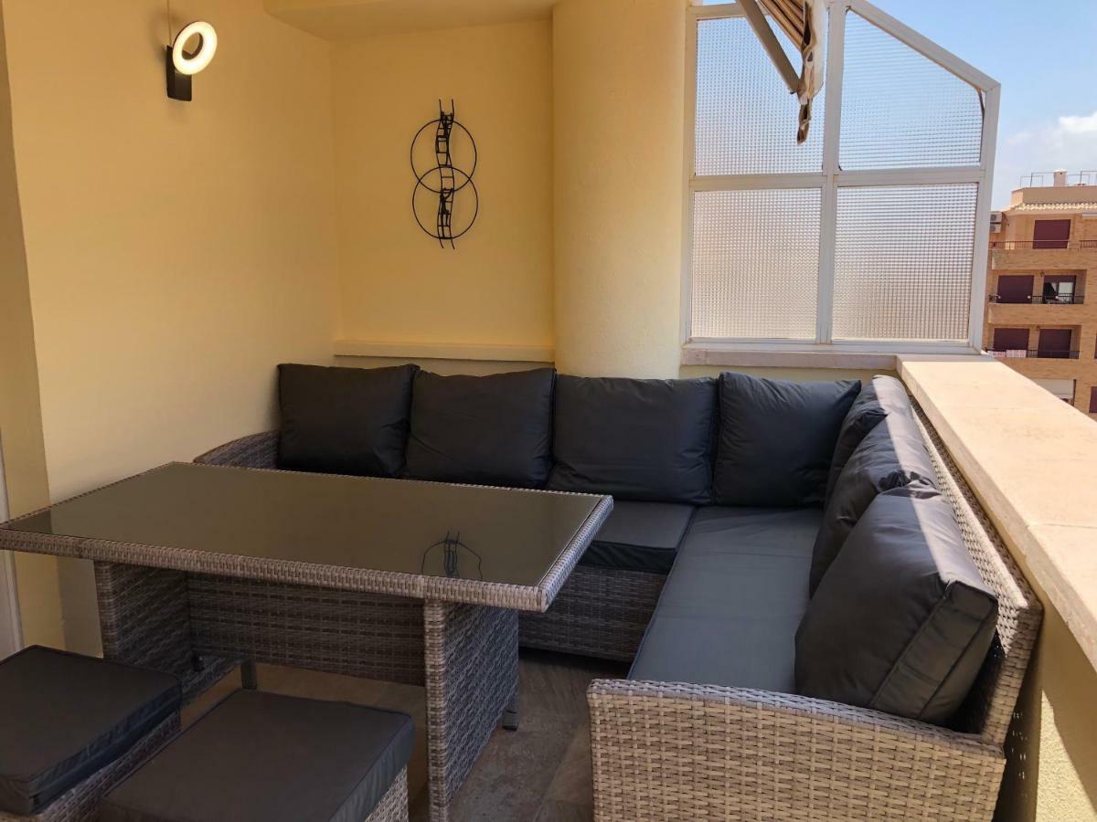 Holiday Penthouse Jardin Torrevieja Bagian luar foto